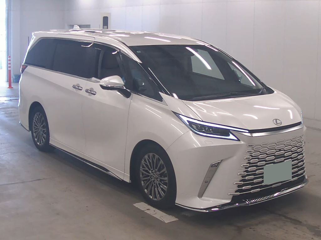 Lexus LM 2025 z aukcji japońskiej