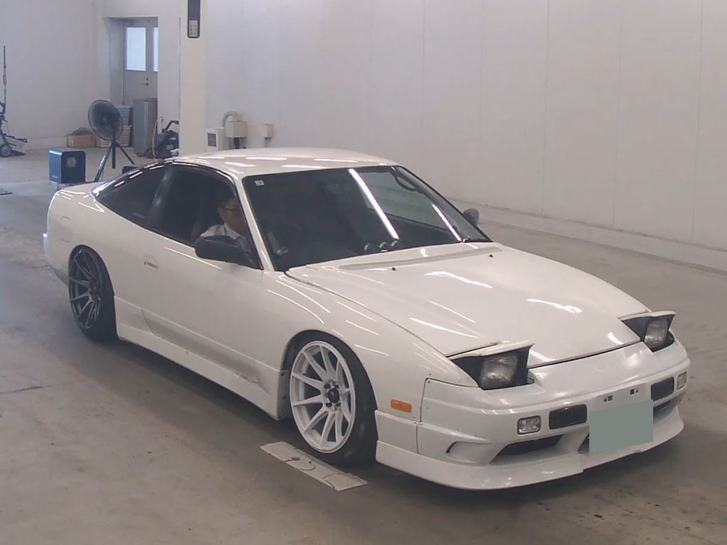 Nissan 180SX 1996 z aukcji japońskiej