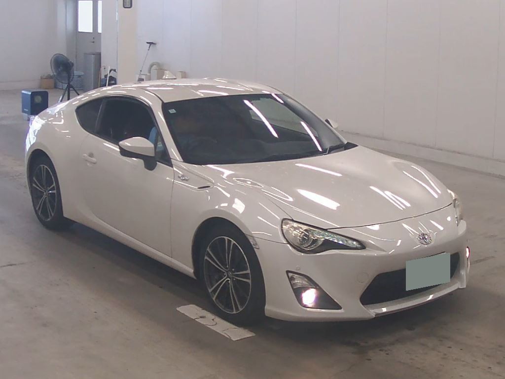 Toyota 86 2012 z aukcji japońskiej
