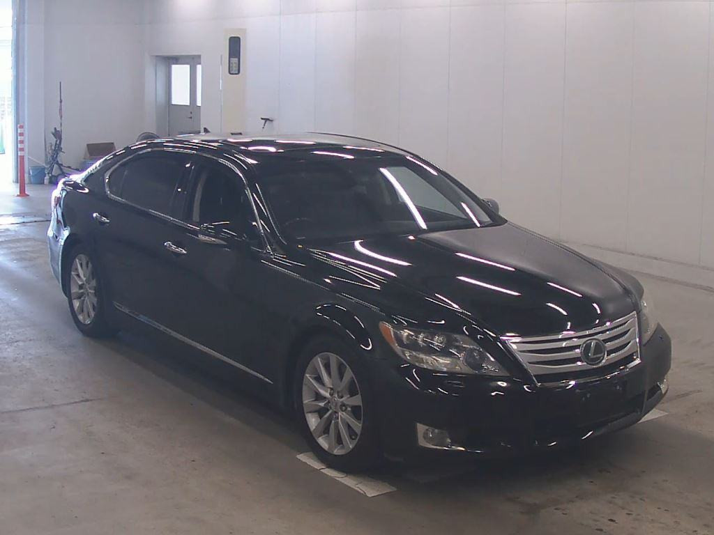 Lexus LS 2010 z aukcji japońskiej