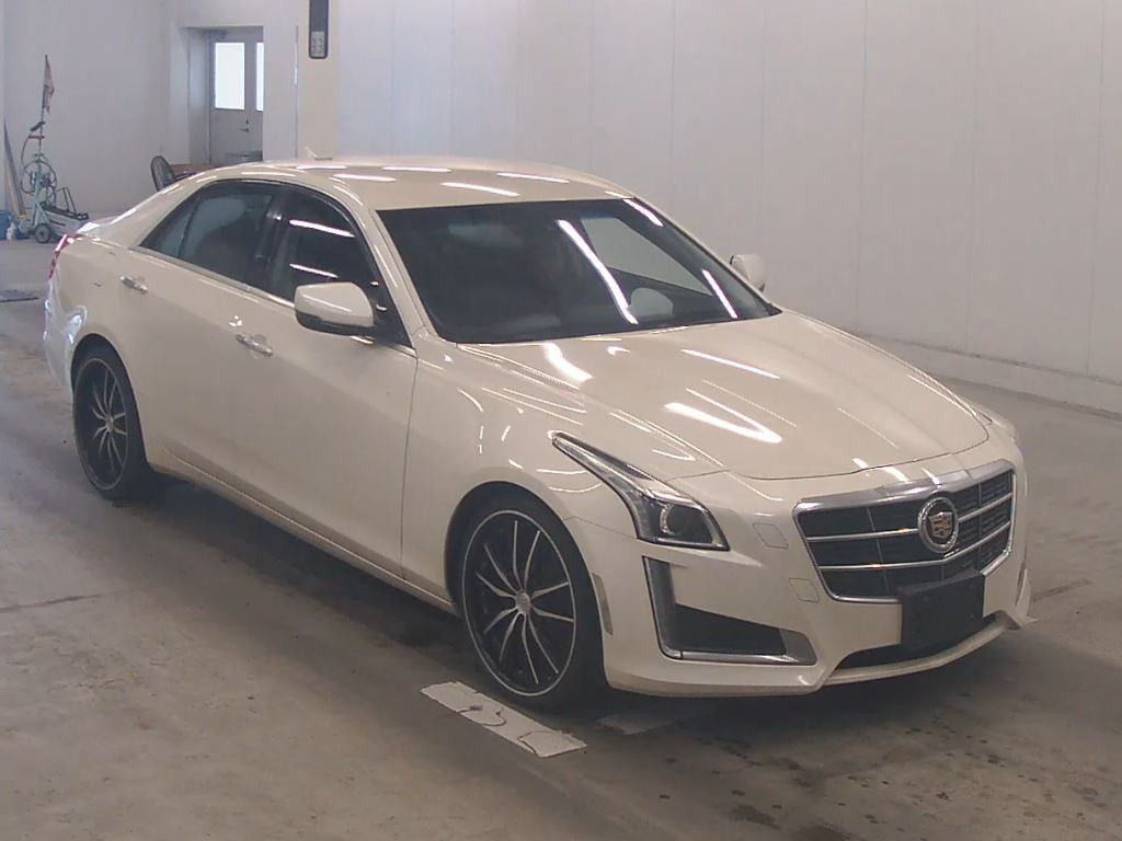Cadillac CTS 2014 z aukcji japońskiej