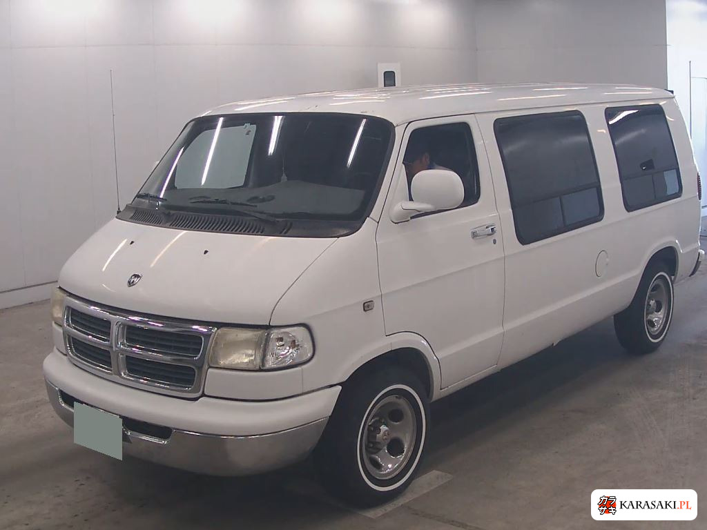2001 Dodge Van 3