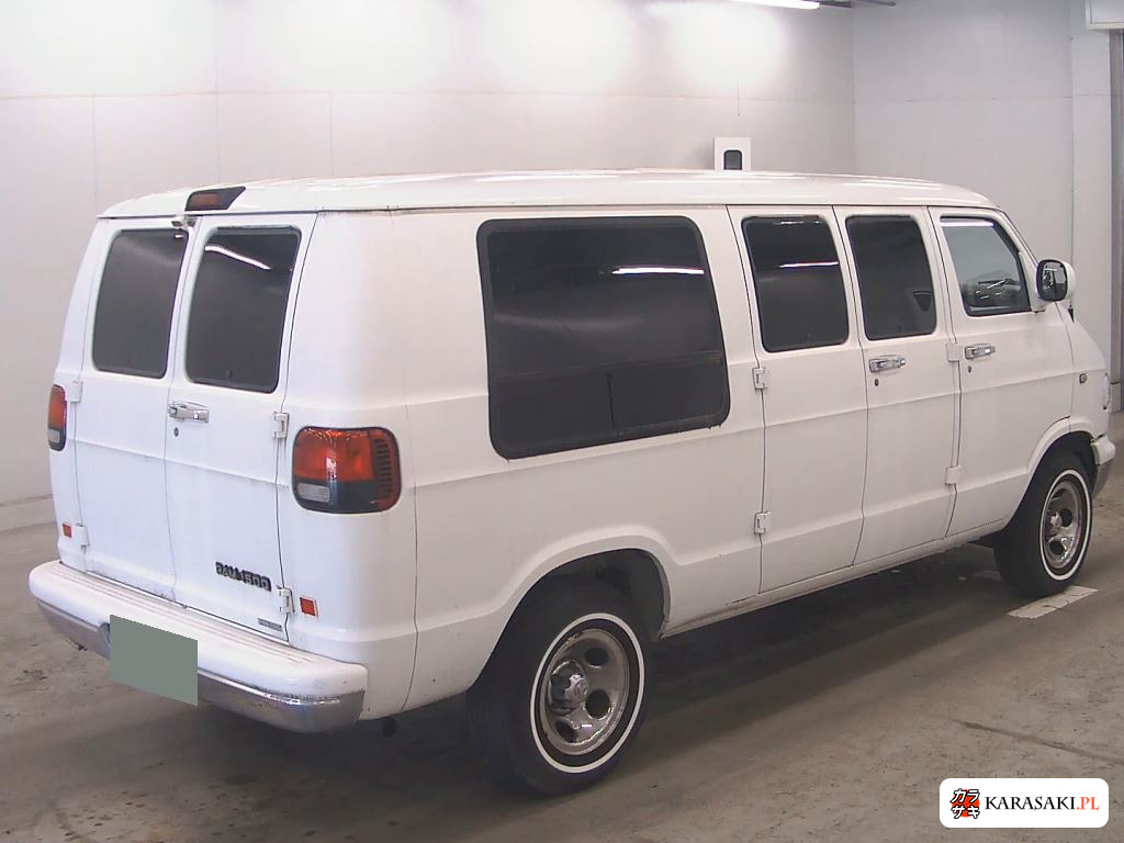 2001 Dodge Van 4