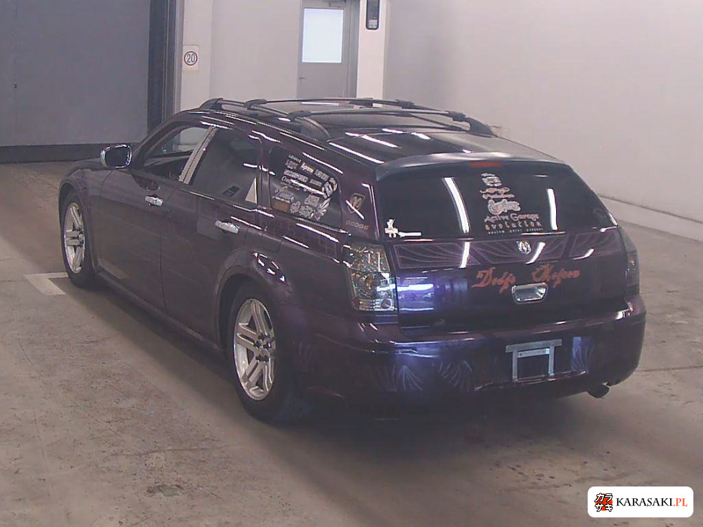 2009 Dodge Magnum 2