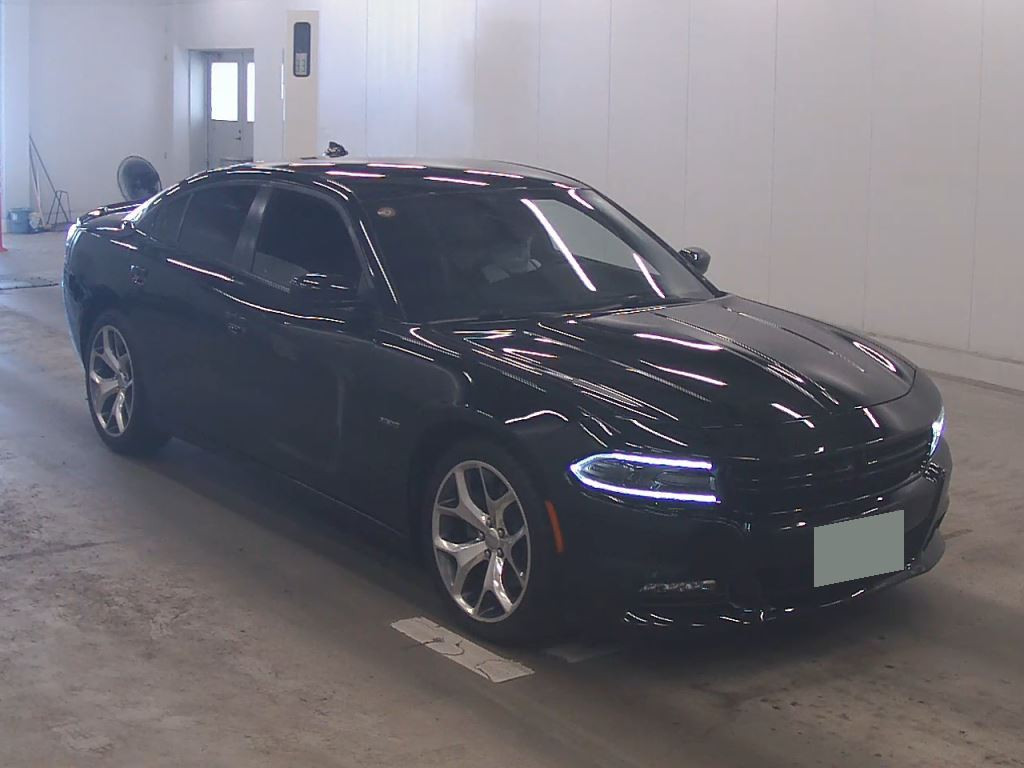 Dodge Charger 2020 z aukcji japońskiej