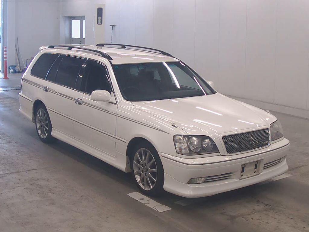 Toyota Crown Estate 2003 z aukcji japońskiej