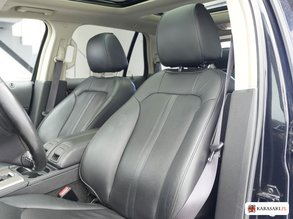 2013 Lincoln MKX Base Grade 9