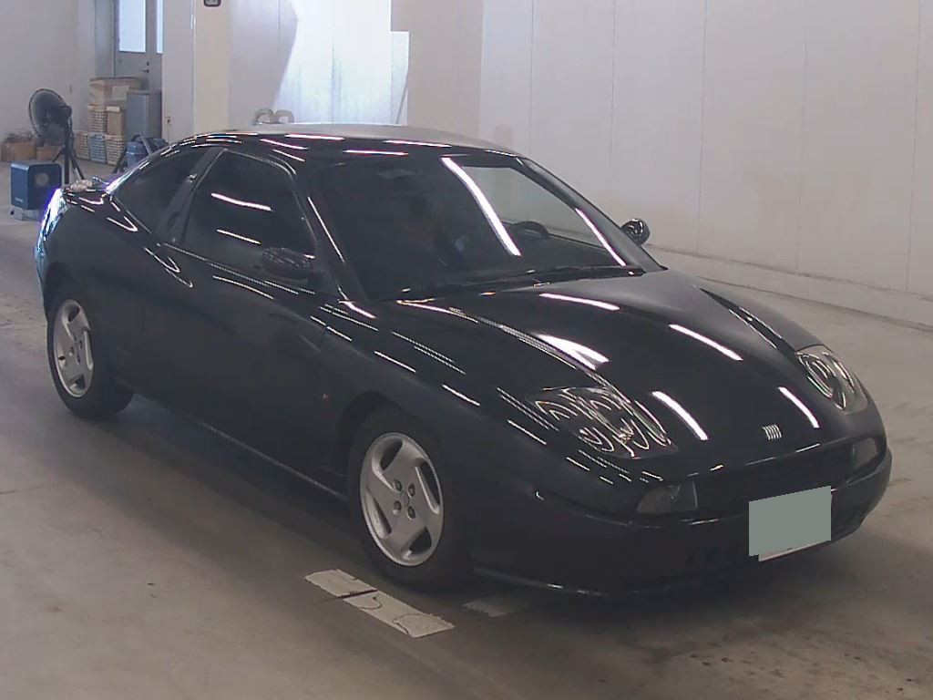 Fiat Coupe Fiat 1996 z aukcji japońskiej