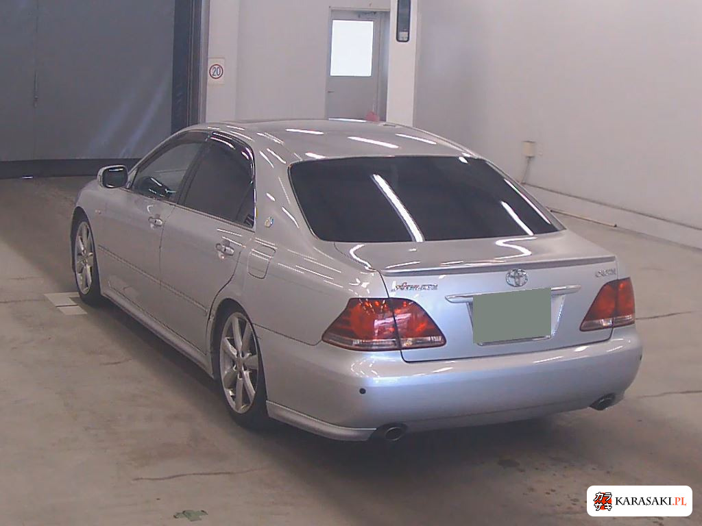 Toyota Crown 2005 z aukcji japońskiej