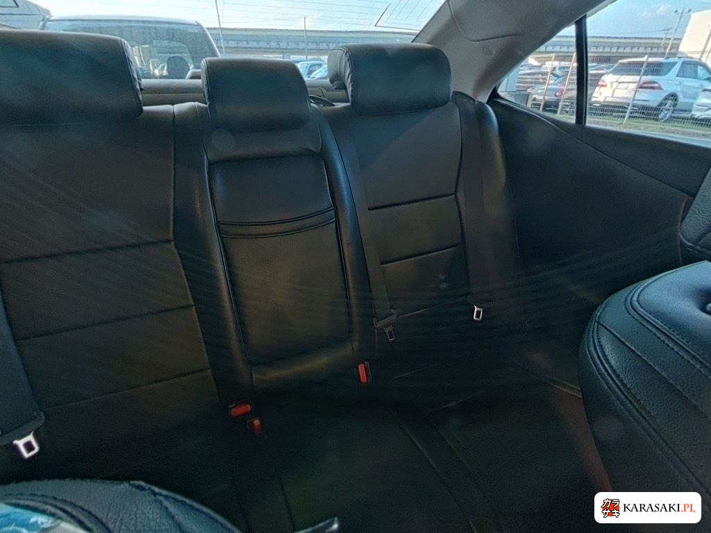 Lexus HS 2009 z aukcji japońskiej