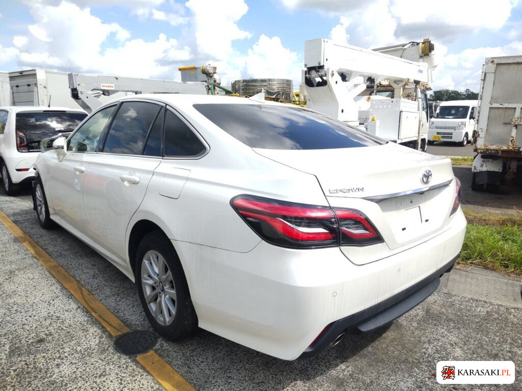 Toyota Crown 2019 z aukcji japońskiej