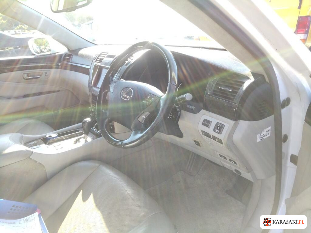 Lexus LS 2007 z aukcji japońskiej