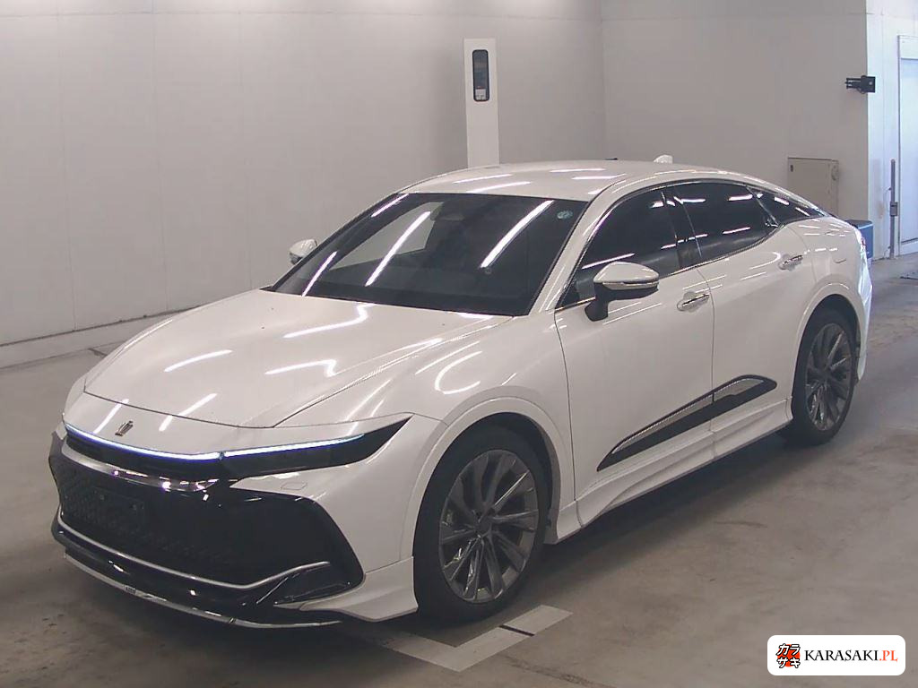 Toyota Crown Crossover 2023 z aukcji japońskiej