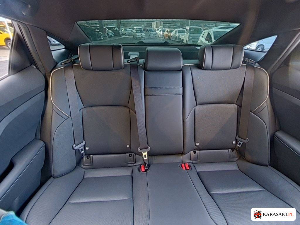 Toyota Crown Crossover 2023 z aukcji japońskiej