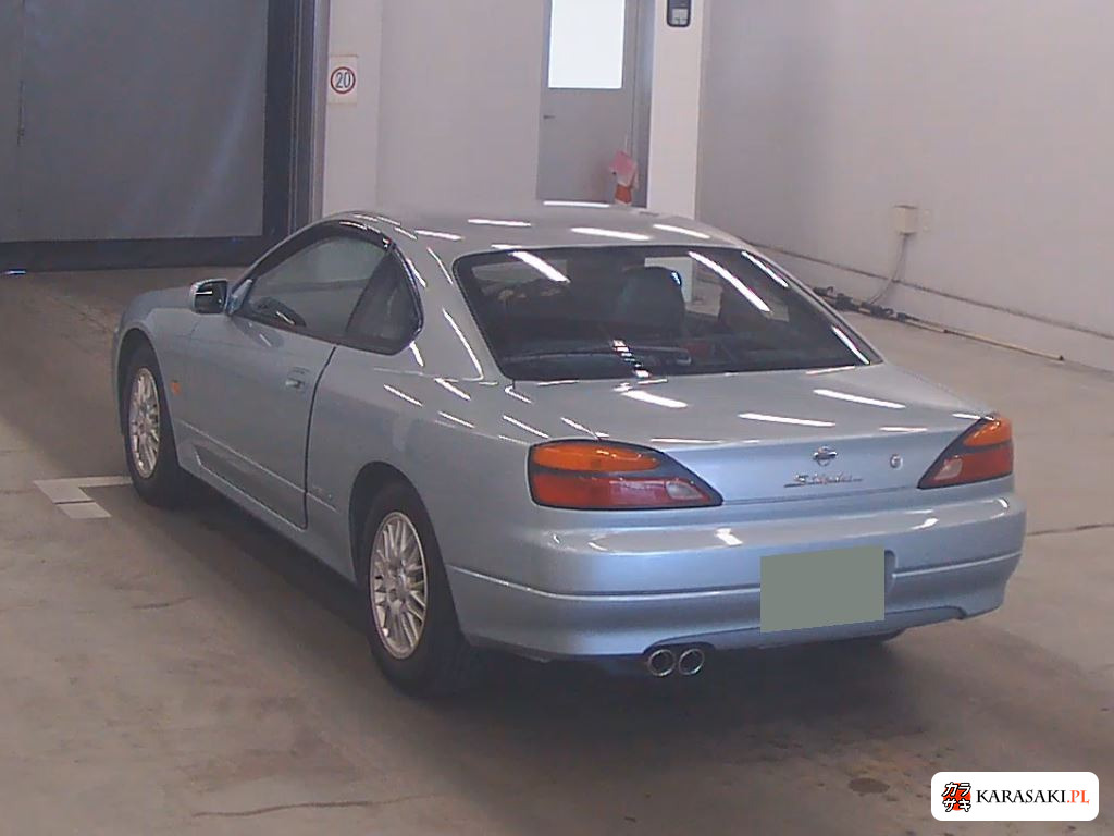 Nissan Silvia 2001 z aukcji japońskiej