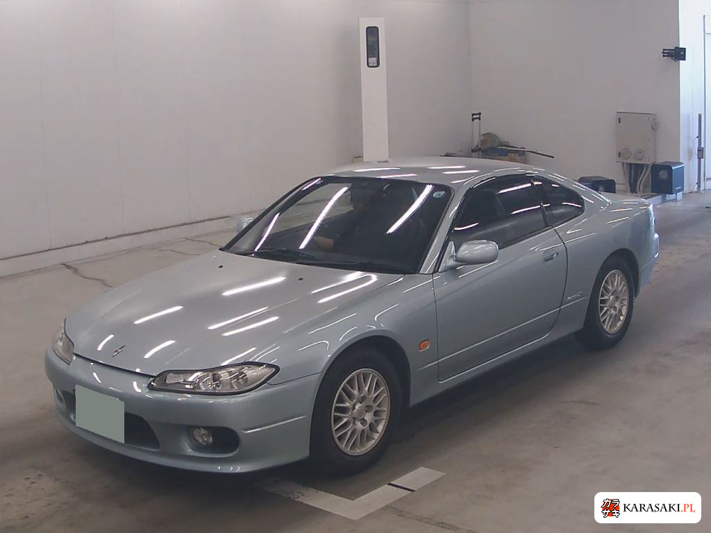 Nissan Silvia 2001 z aukcji japońskiej
