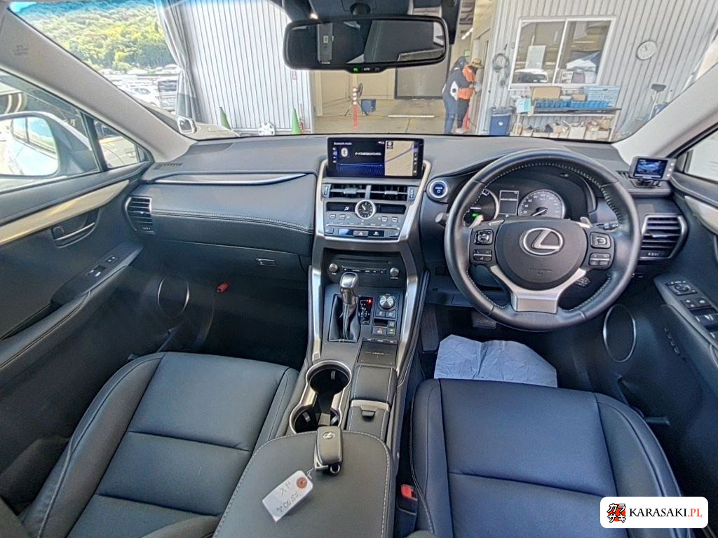 Lexus NX 2018 z aukcji japońskiej