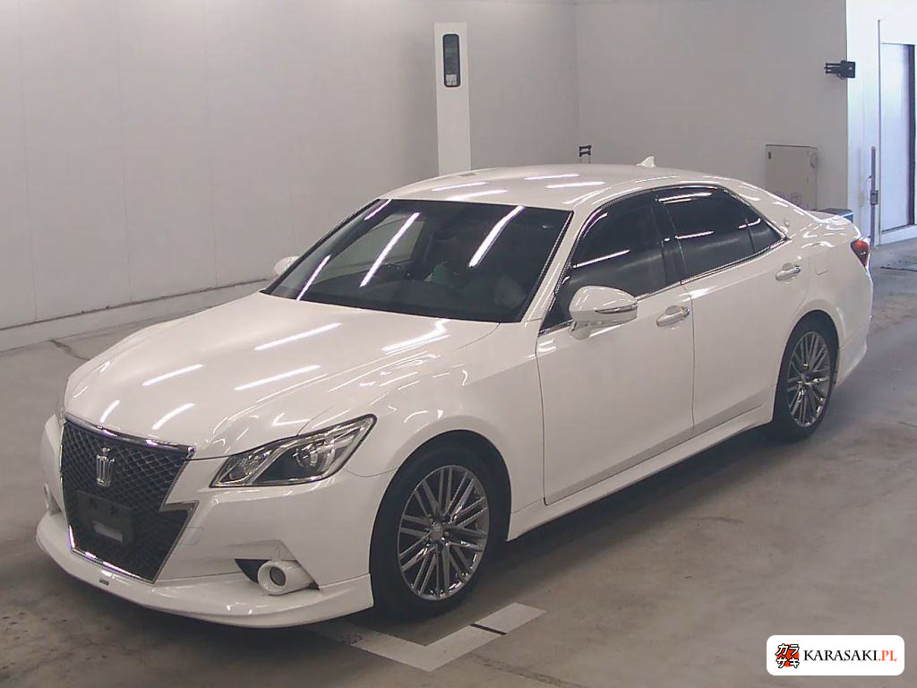 Toyota Crown 2013 z aukcji japońskiej