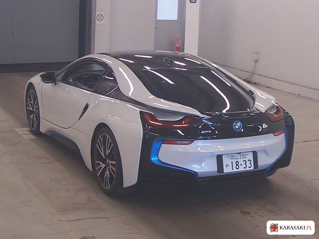 BMW I8 2015 z aukcji japońskiej