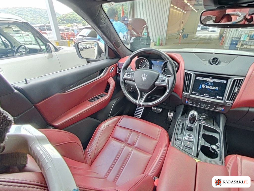 Maserati Levante 2018 z aukcji japońskiej