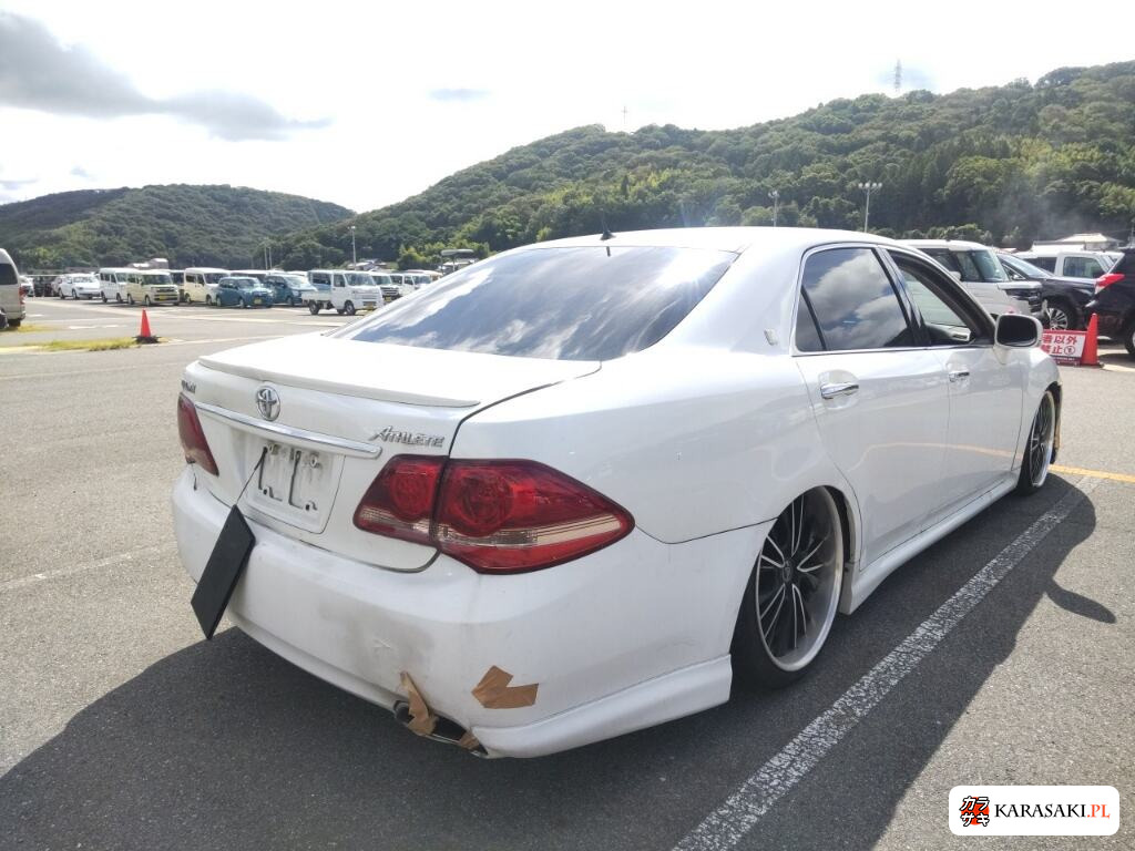 Toyota Crown 2008 z aukcji japońskiej