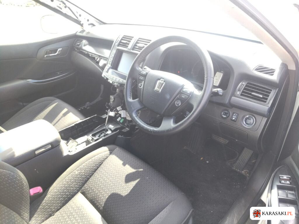 Toyota Crown 2008 z aukcji japońskiej