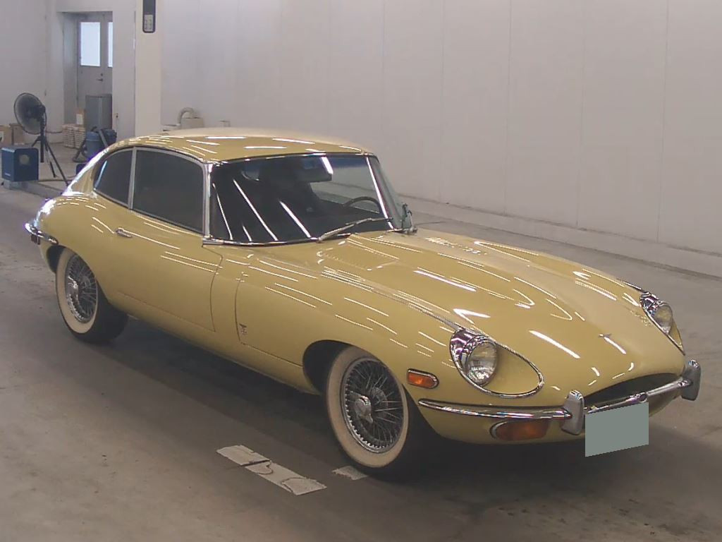Jaguar E-Type 1988 z aukcji japońskiej
