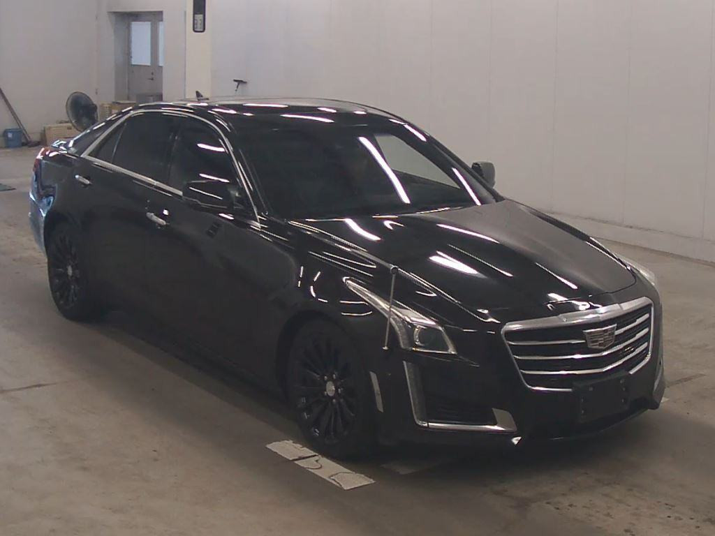Cadillac CTS 2015 z aukcji japońskiej