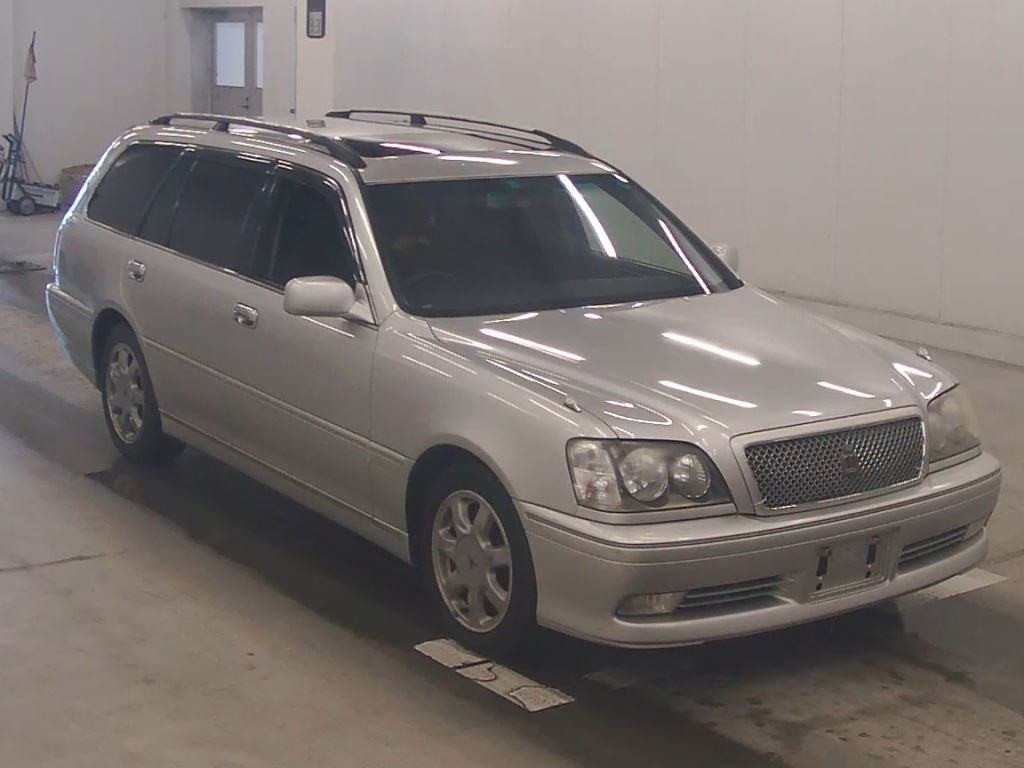 Toyota Crown Estate 2004 z aukcji japońskiej