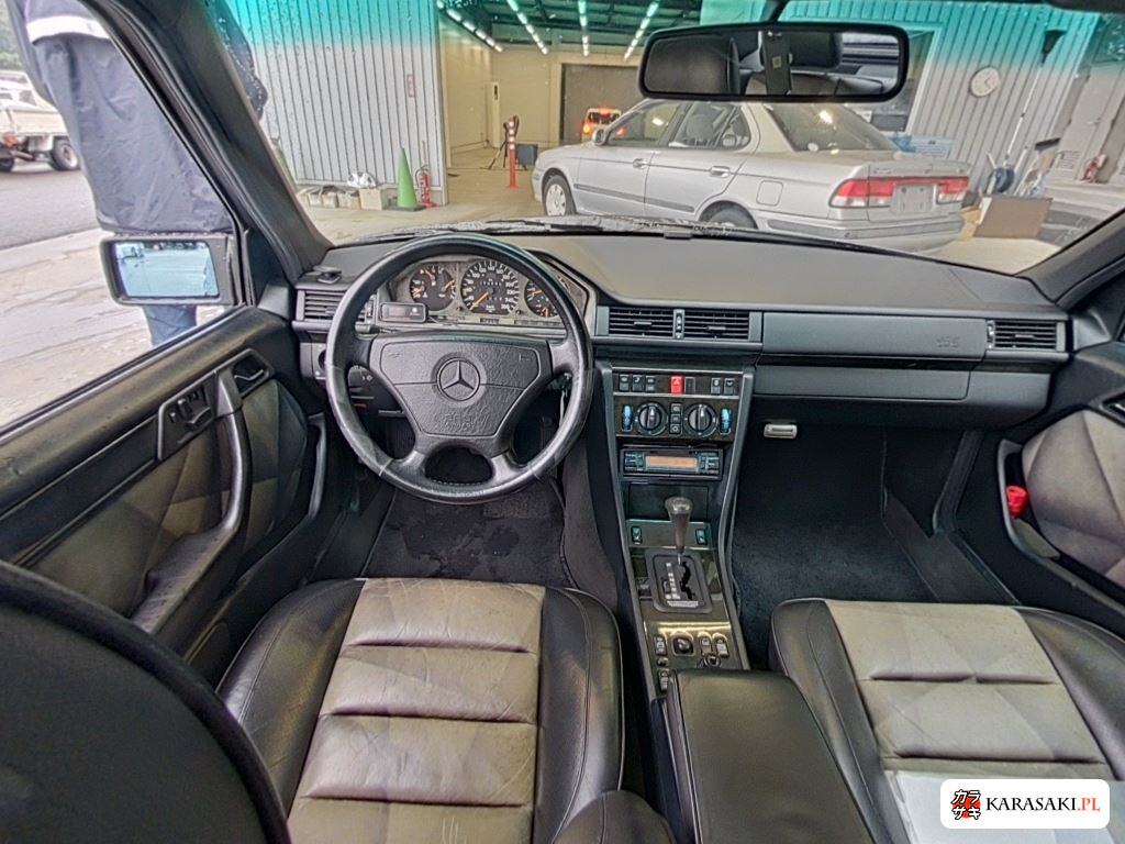 1997 Mercedes-Benz E-Class 4D 5