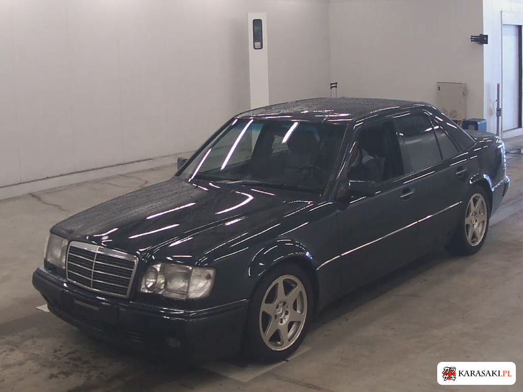 1997 Mercedes-Benz E-Class 4D 3