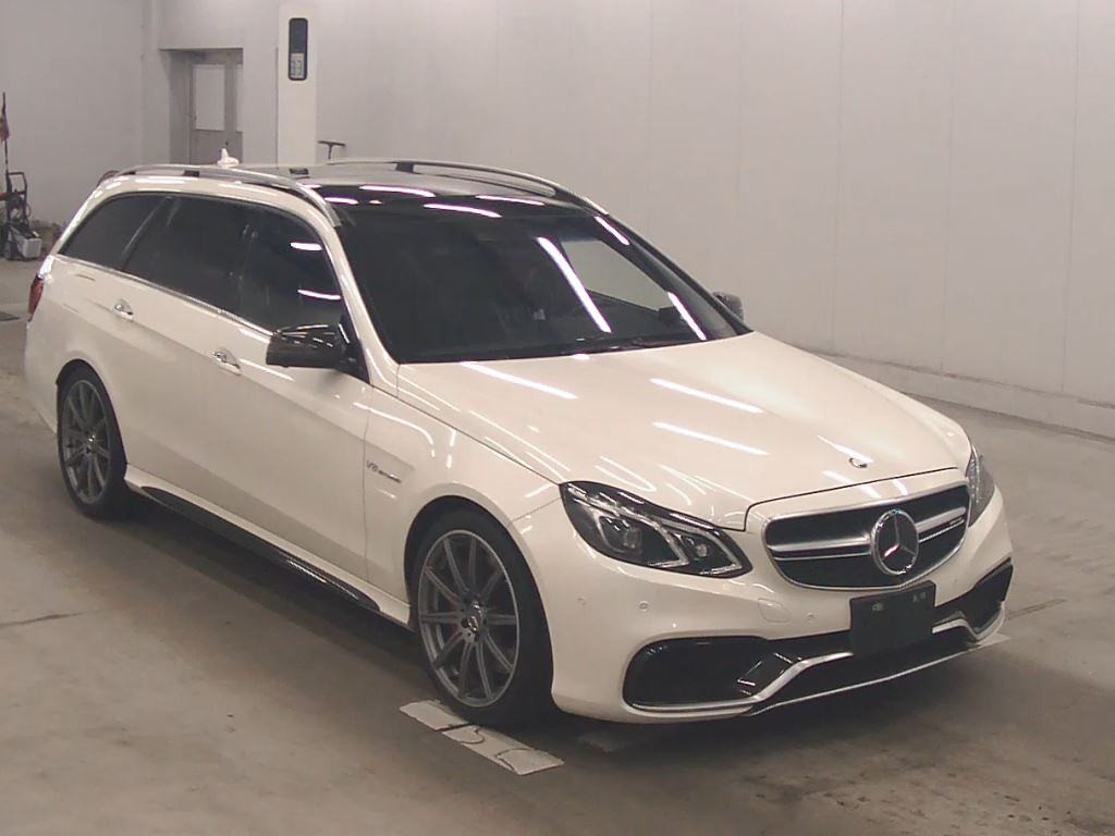 Mercedes-Benz AMG 2013 z aukcji japońskiej