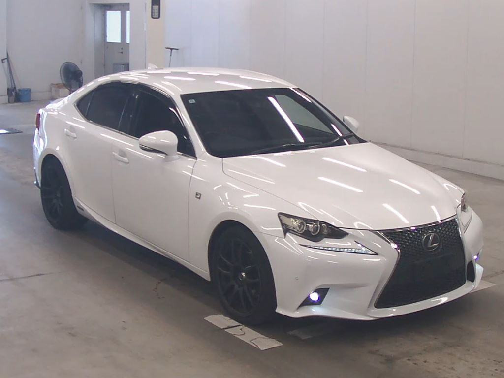 Lexus Is 2013 z aukcji japońskiej