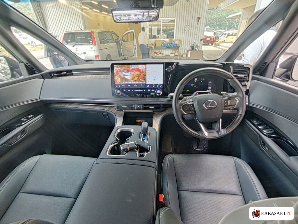 2025 Lexus LM 4WD LM500H Version L 5