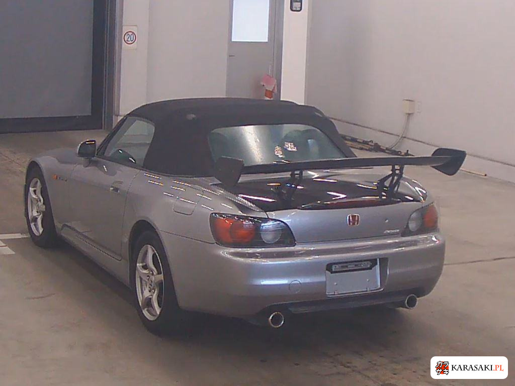 Honda S2000 2001 z aukcji japońskiej