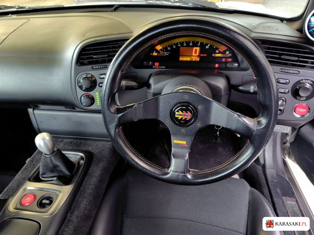 Honda S2000 2001 z aukcji japońskiej