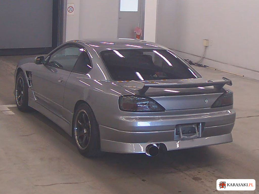 Nissan Silvia 2000 z aukcji japońskiej
