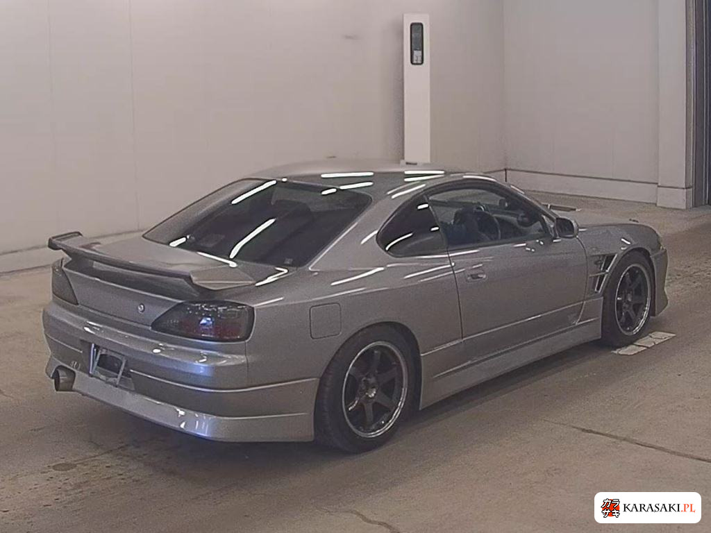 Nissan Silvia 2000 z aukcji japońskiej