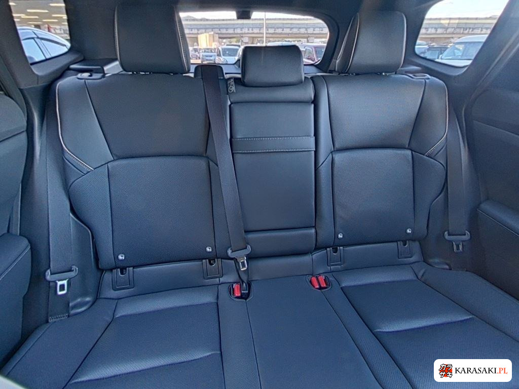 Toyota Crown Estate 2025 z aukcji japońskiej