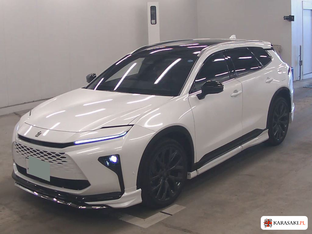 Toyota Crown Estate 2025 z aukcji japońskiej
