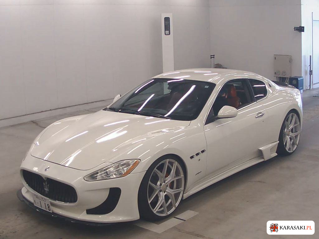 Maserati Granturismo 2008 z aukcji japońskiej