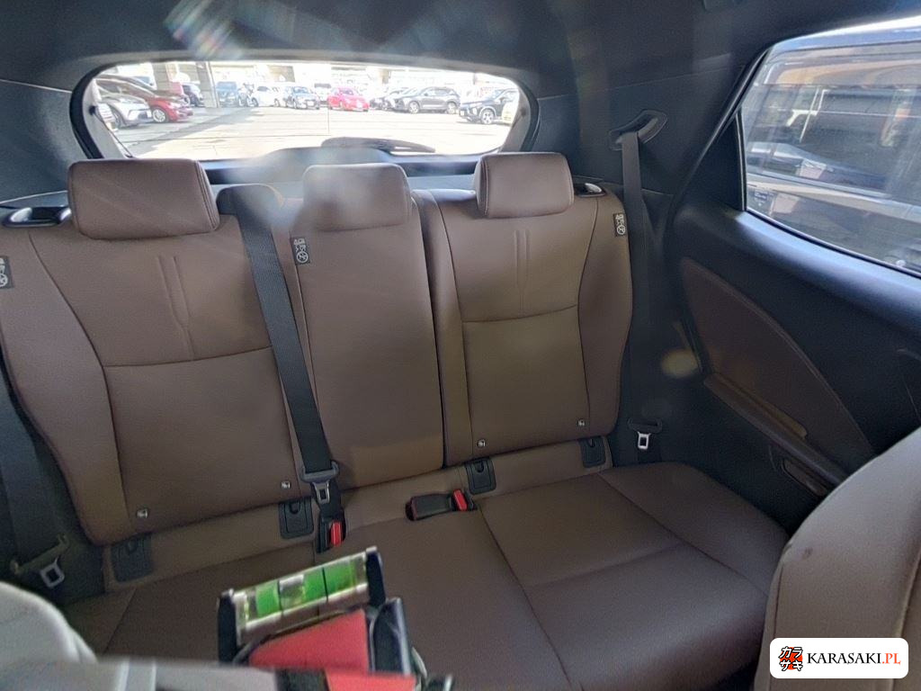 Lexus LBX 2025 z aukcji japońskiej