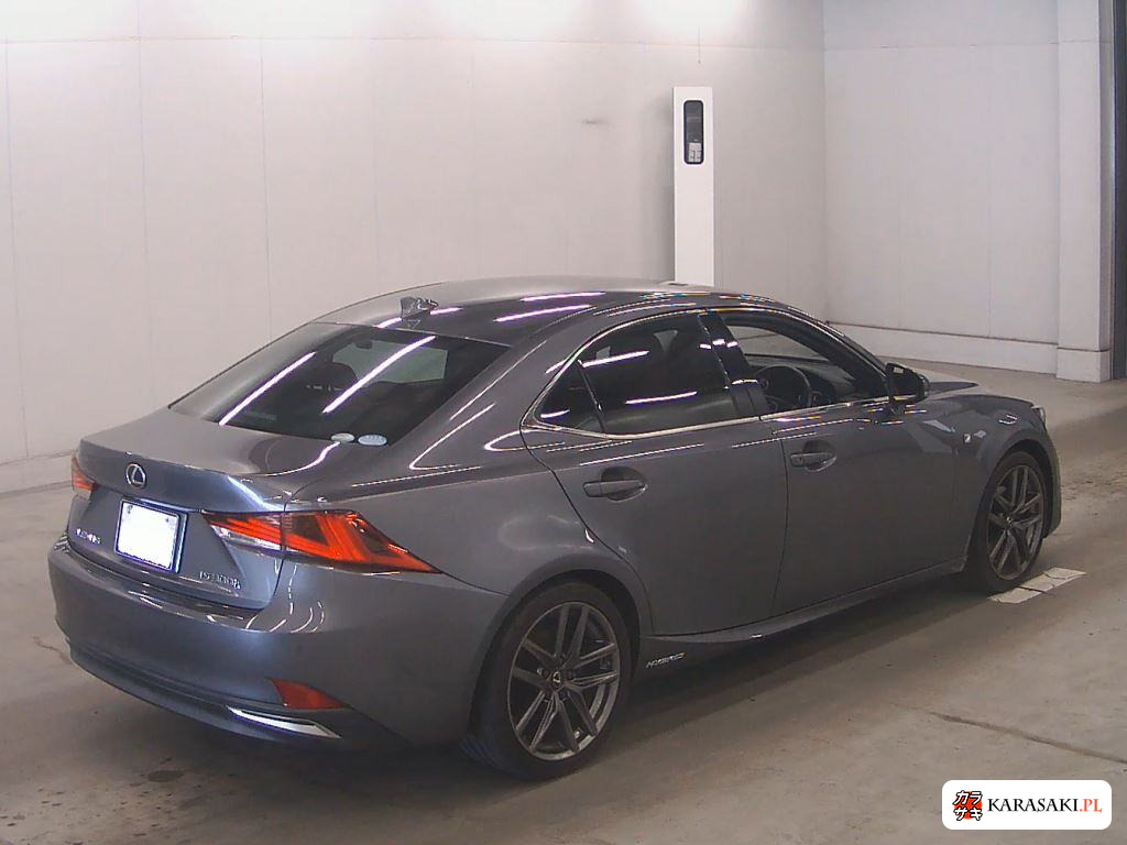 Lexus Is 2018 z aukcji japońskiej