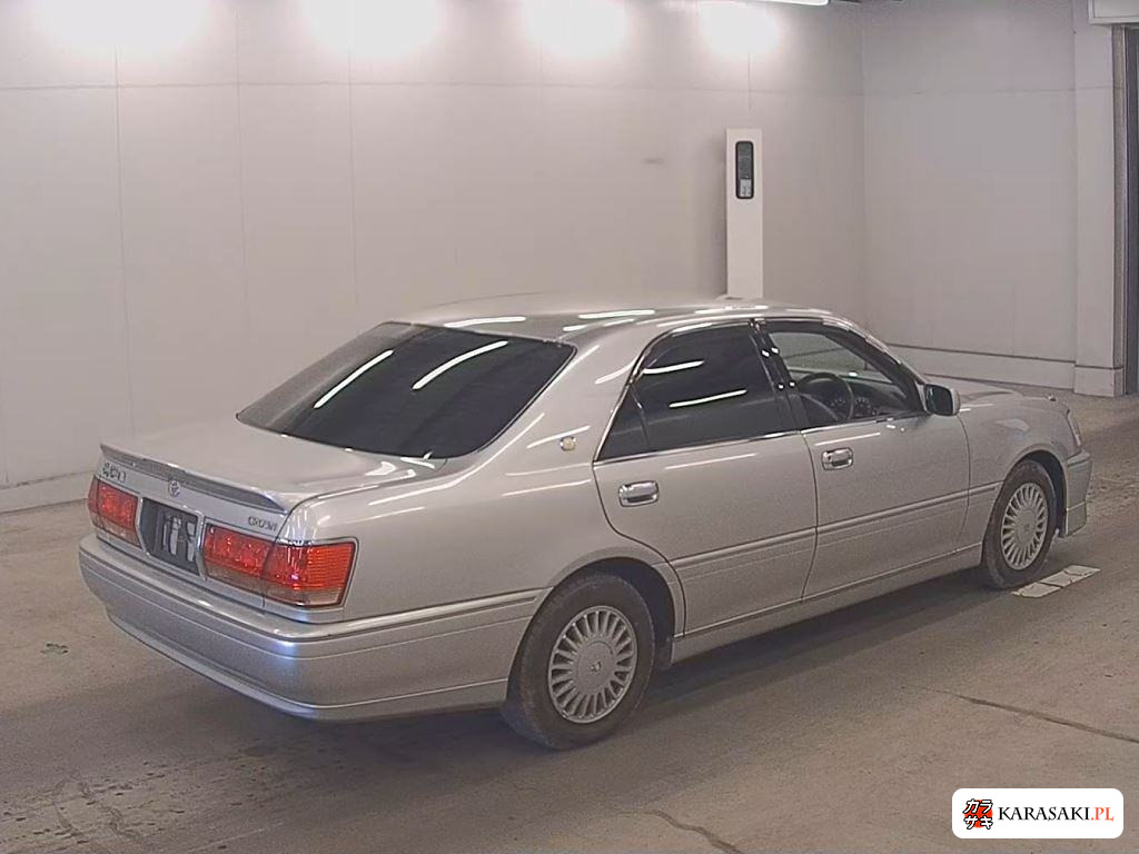Toyota Crown 1999 z aukcji japońskiej
