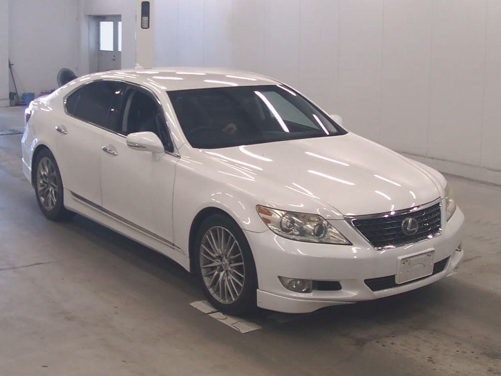 Lexus LS 2010 z aukcji japońskiej