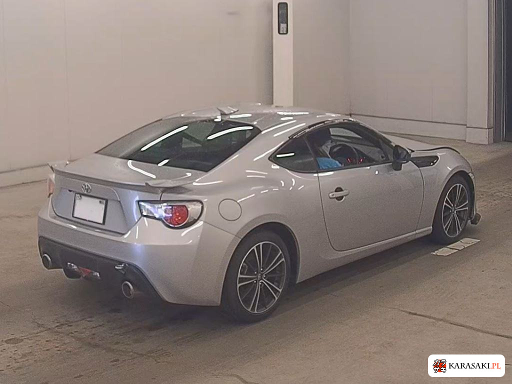 Toyota 86 2012 z aukcji japońskiej