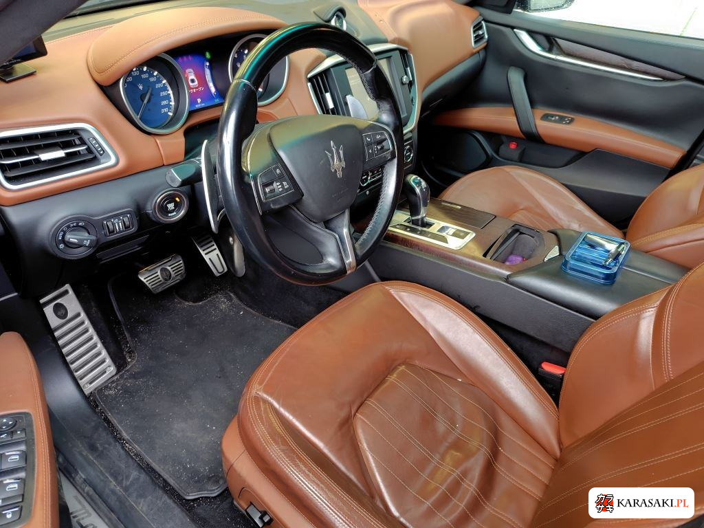 Maserati Ghibli 2014 z aukcji japońskiej