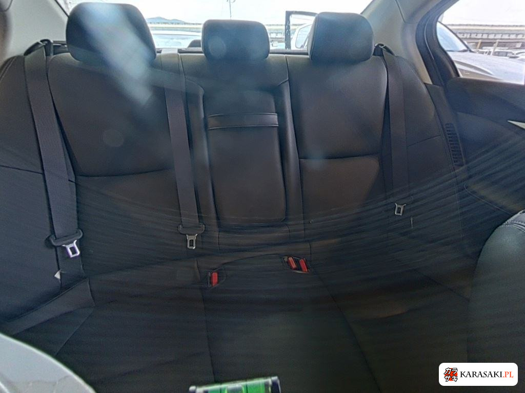Nissan Skyline 2014 z aukcji japońskiej