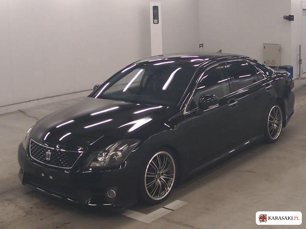 Toyota Crown 2011 z aukcji japońskiej