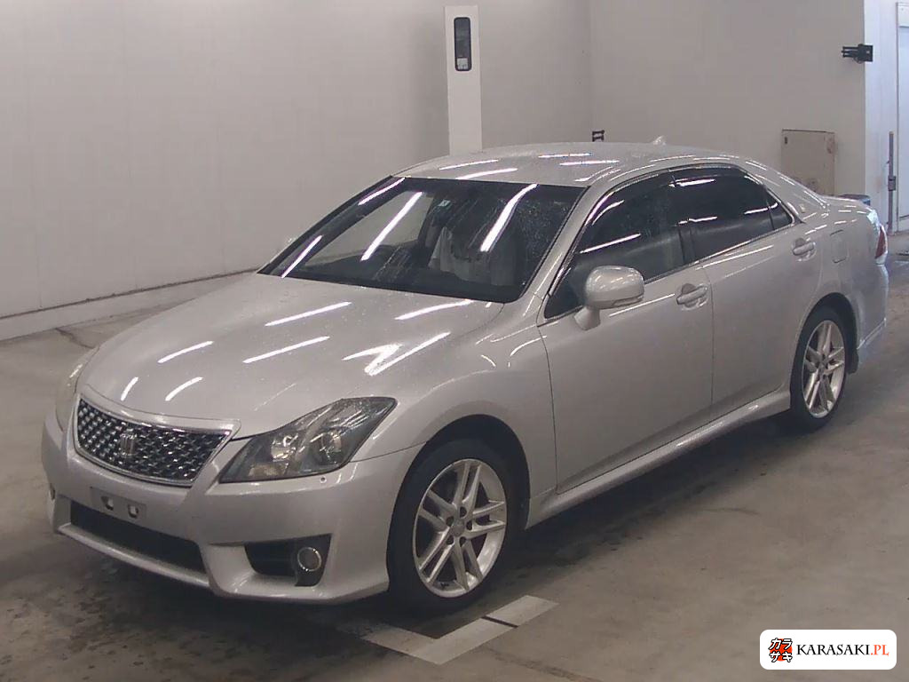 Toyota Crown 2010 z aukcji japońskiej